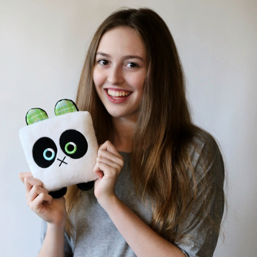 Plush toy panda bear stuffed animal bear with a useful back pocket, designed by young entrepreneurs